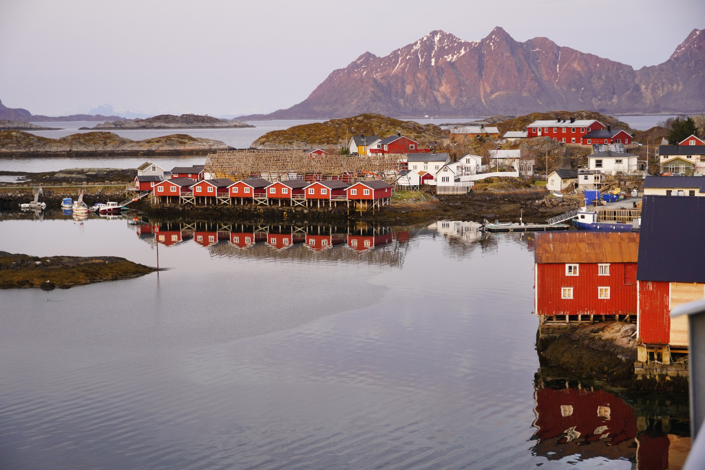 Rorbuer_in_Svolvaer_in_Lofoten_Christine_Baglo_-_Visitnorway.co